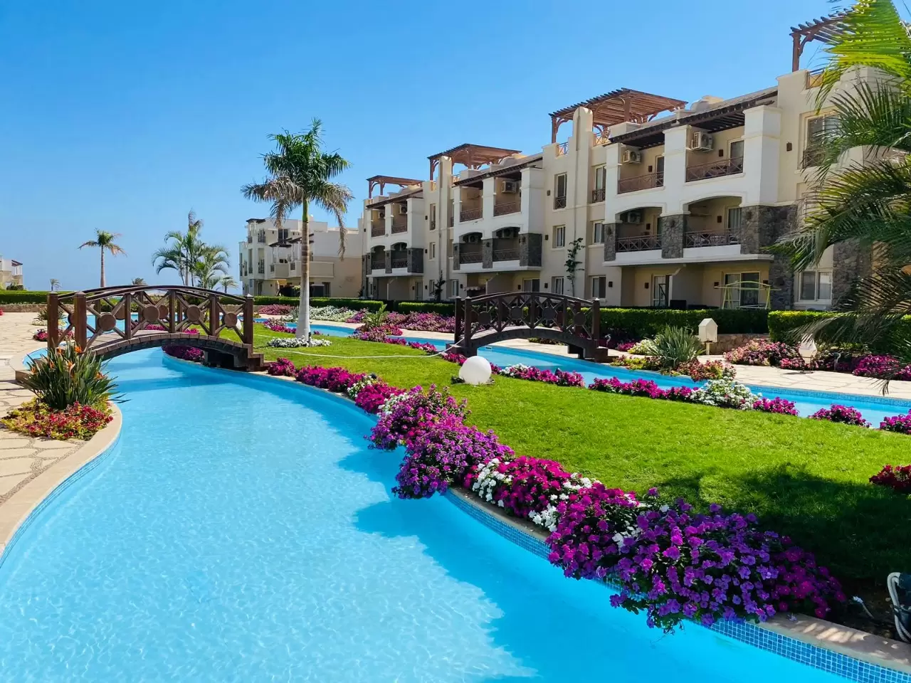 استثمار الرفاهية في بلوبلو السخنة مع ندى محمود